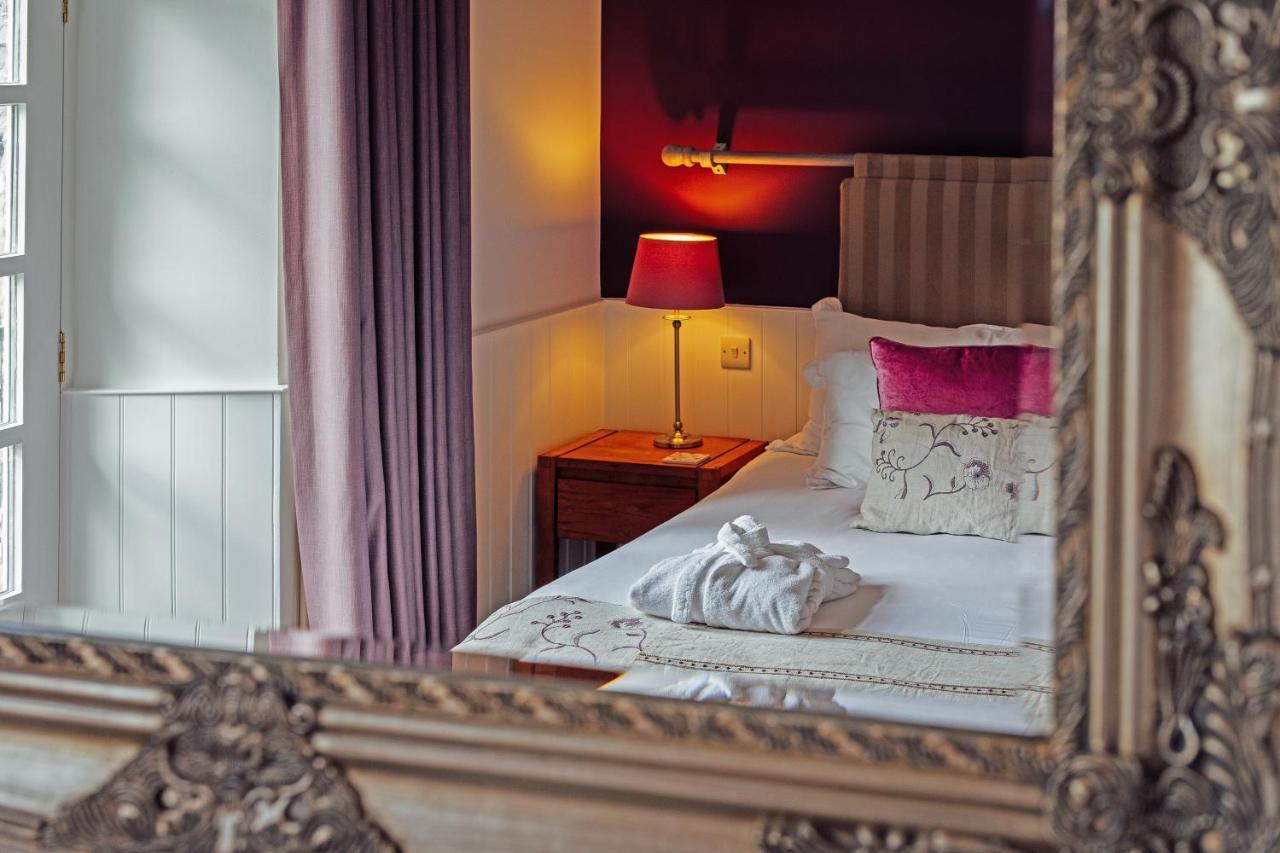 Гостевой дом Trefloyne Manor Тенби Экстерьер фото